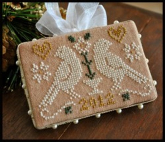 LHN quaker bird ornament.jpg